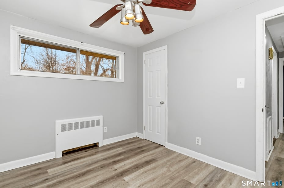 140 Cottage Grove Road Photo 13