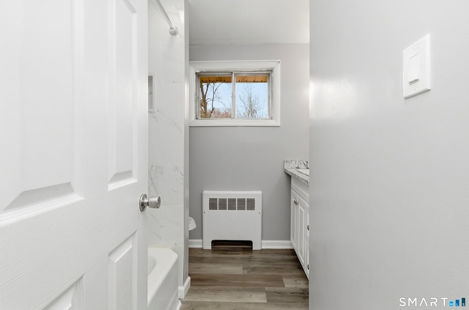 140 Cottage Grove Road Photo 15