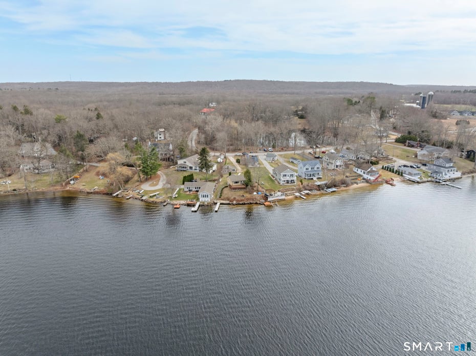 70-72 Lake View Avenue Photo 3