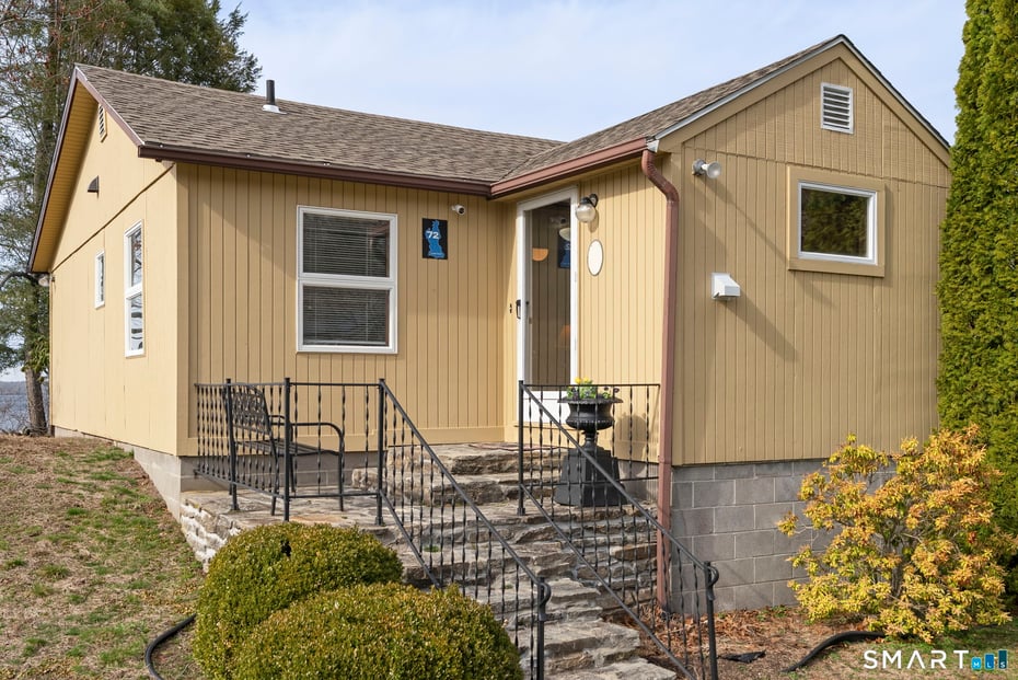 70-72 Lake View Avenue Photo 5