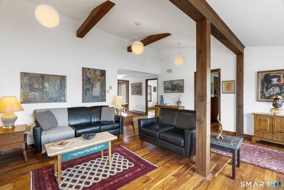 70-72 Lake View Avenue Photo 10