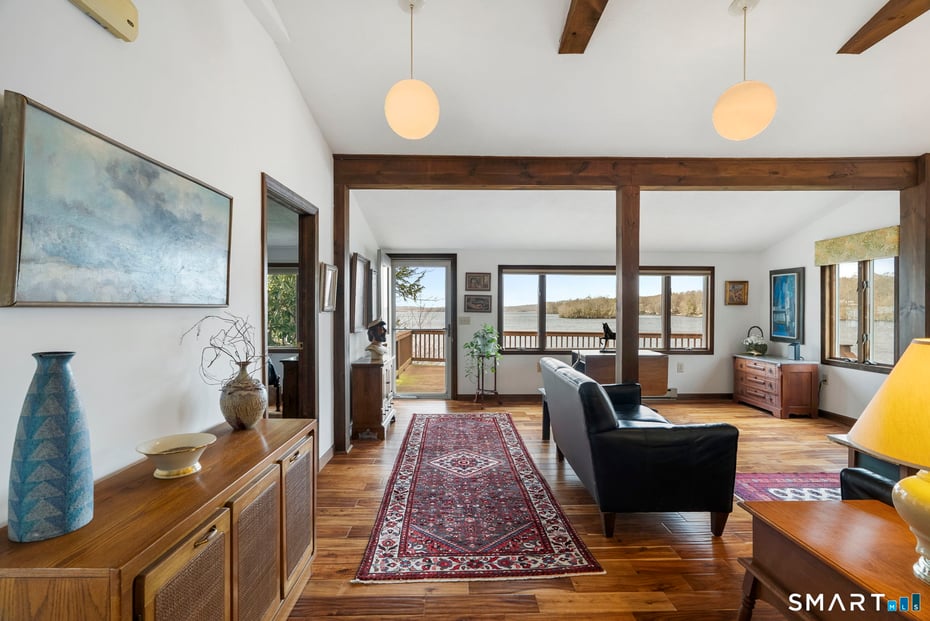 70-72 Lake View Avenue Photo 13