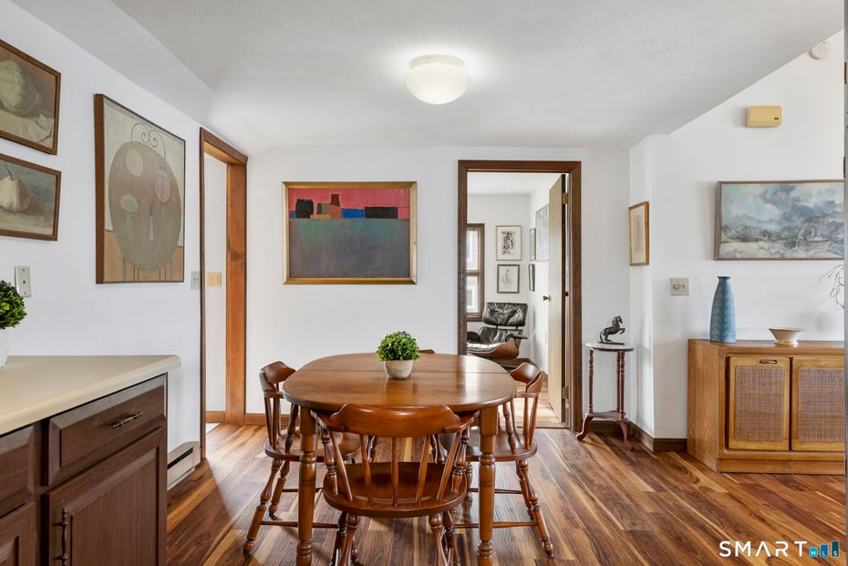 70-72 Lake View Avenue Photo 16