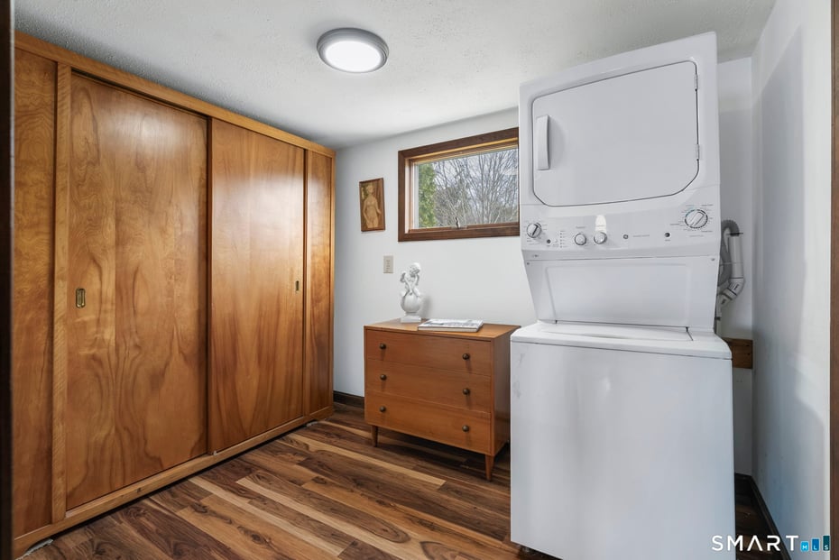 70-72 Lake View Avenue Photo 21