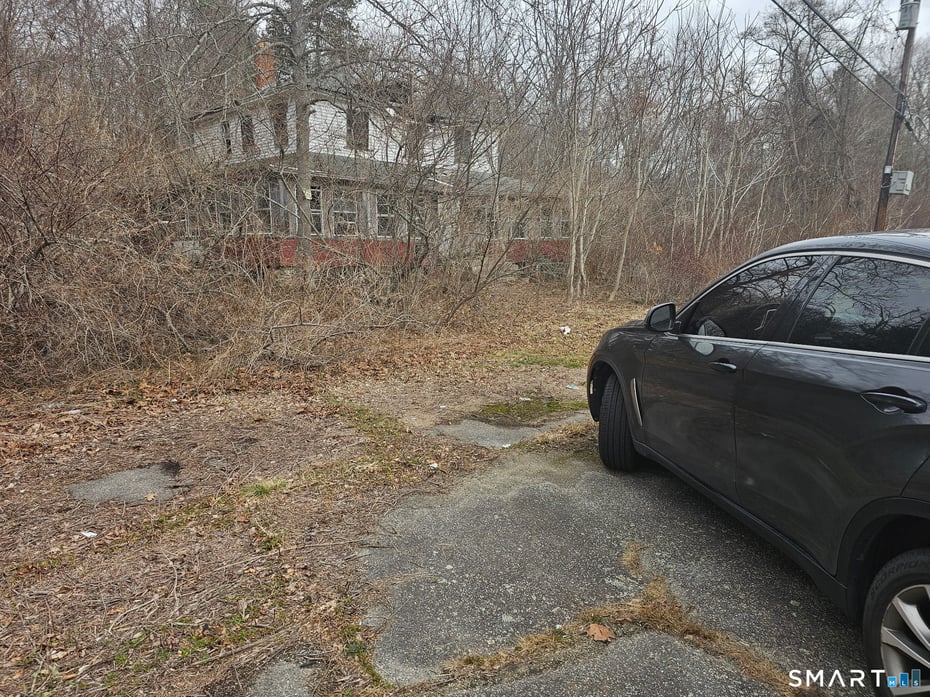 616 Norwich Westerly Road Photo 5