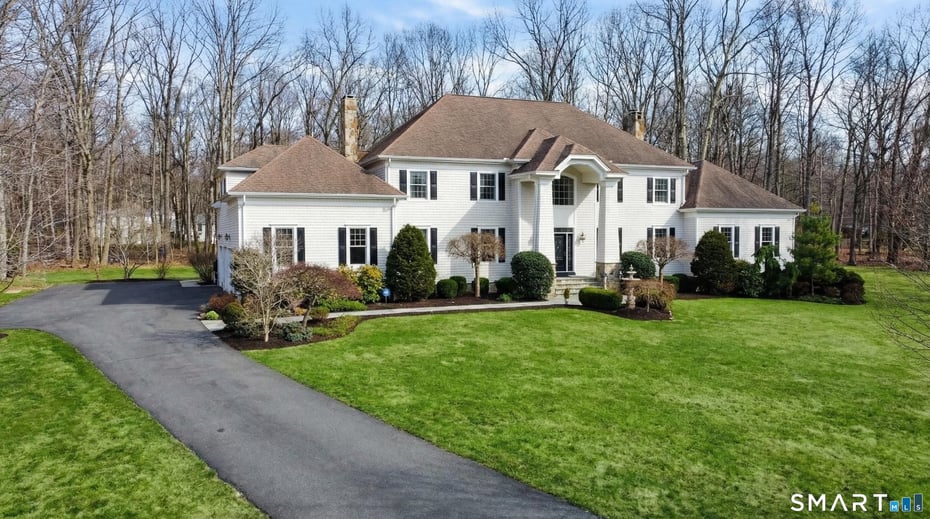 23 Aldo Drive Photo 2