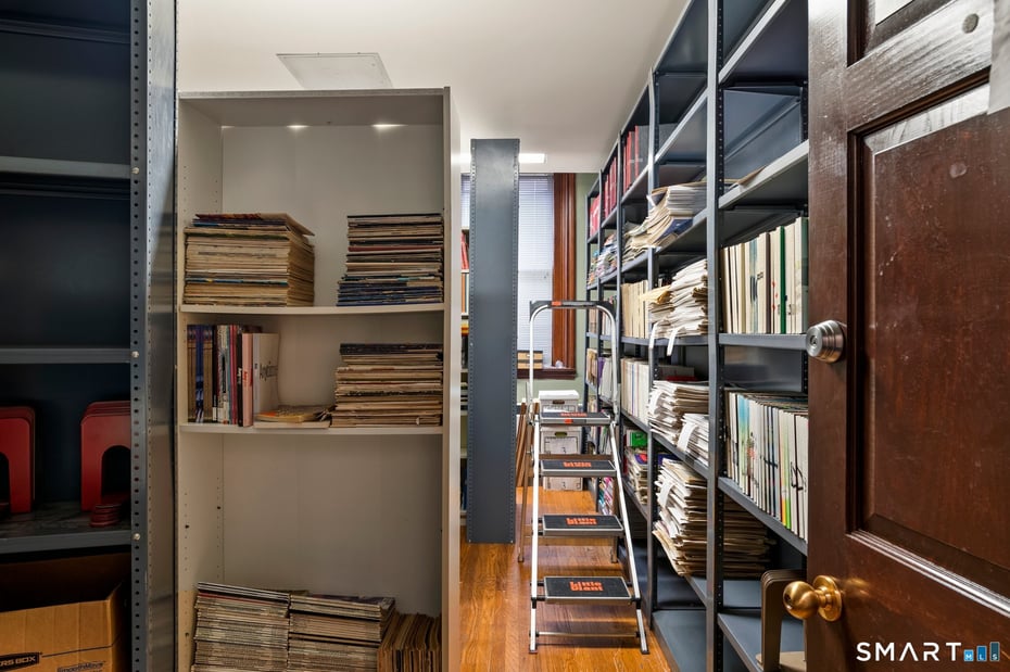 153 State Street Photo 20