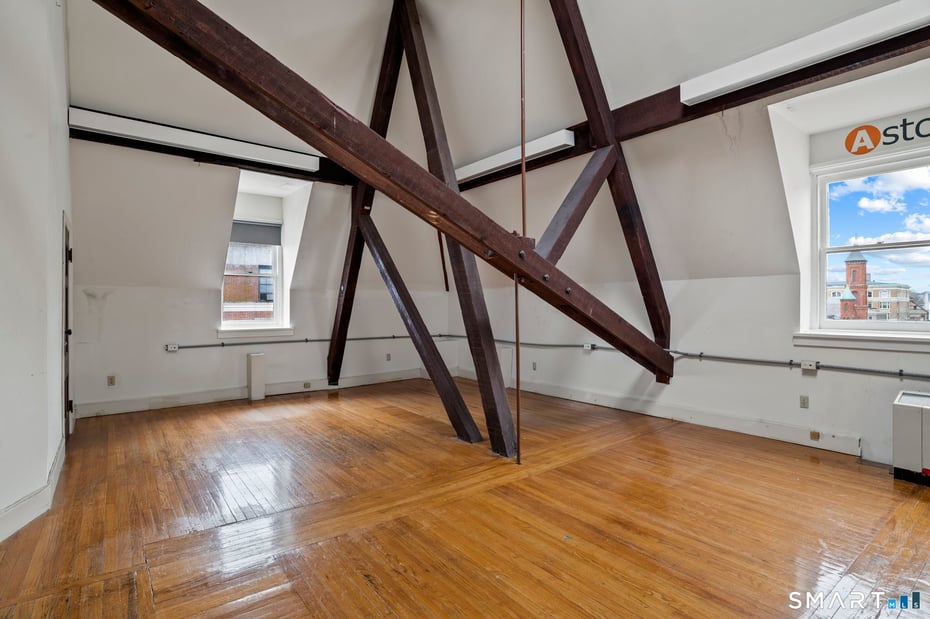 153 State Street Photo 21