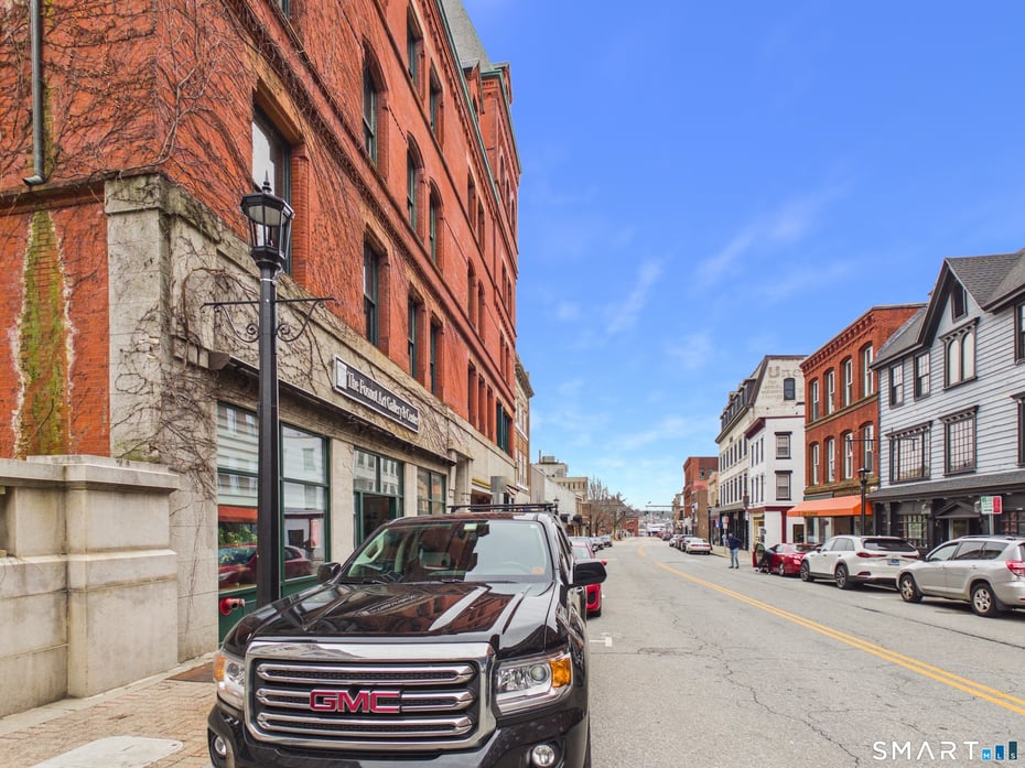 153 State Street Photo 25