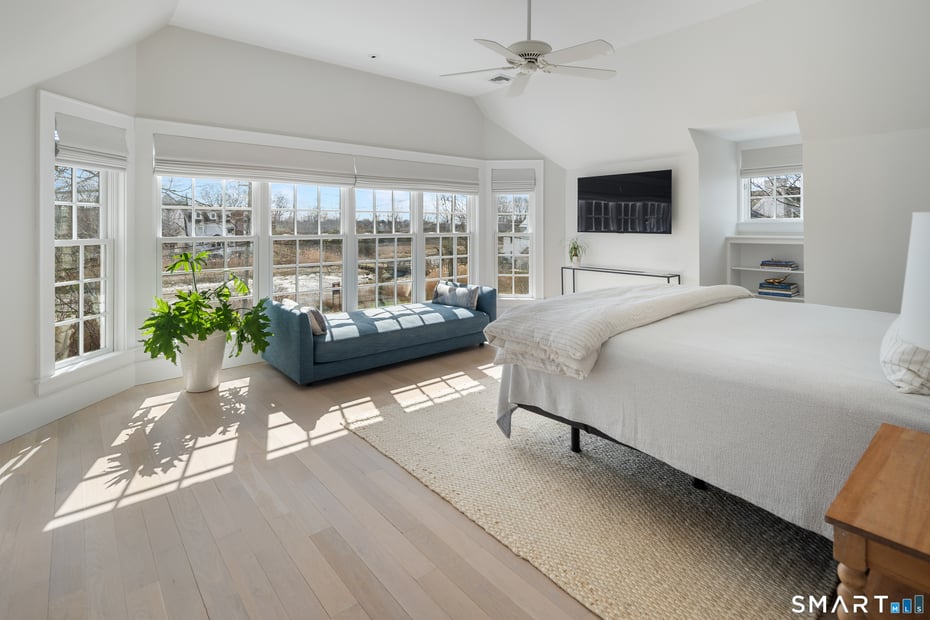 50 Roton Avenue Photo 19