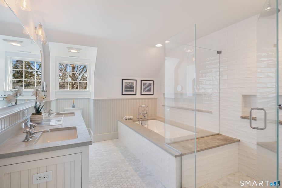 50 Roton Avenue Photo 21