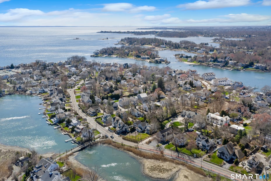 50 Roton Avenue Photo 32