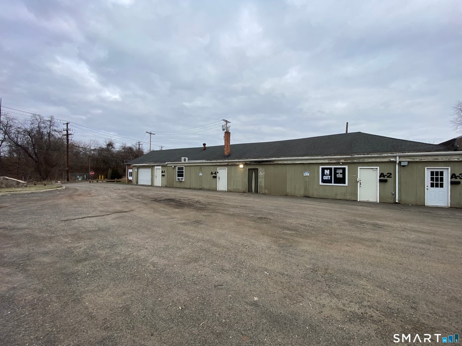 59 Old Broadway East Photo 6