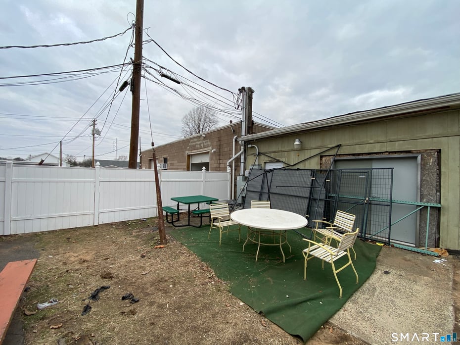 59 Old Broadway East Photo 16