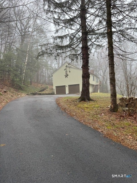 17 Robin Drive Photo 3