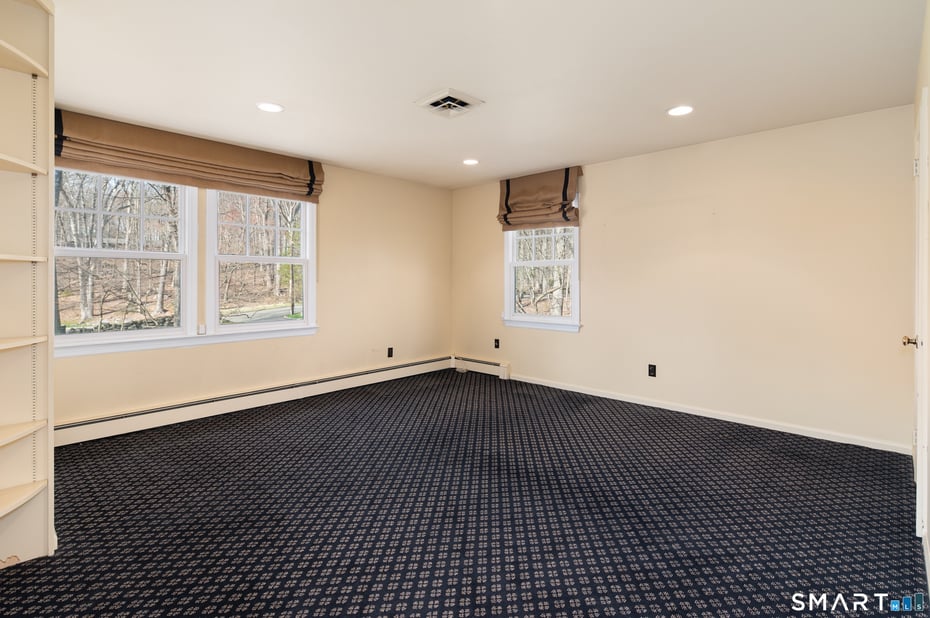 88 Bentwood Drive Photo 21