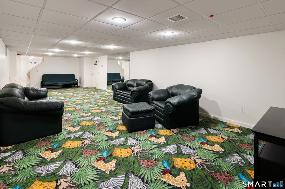 88 Bentwood Drive Photo 25