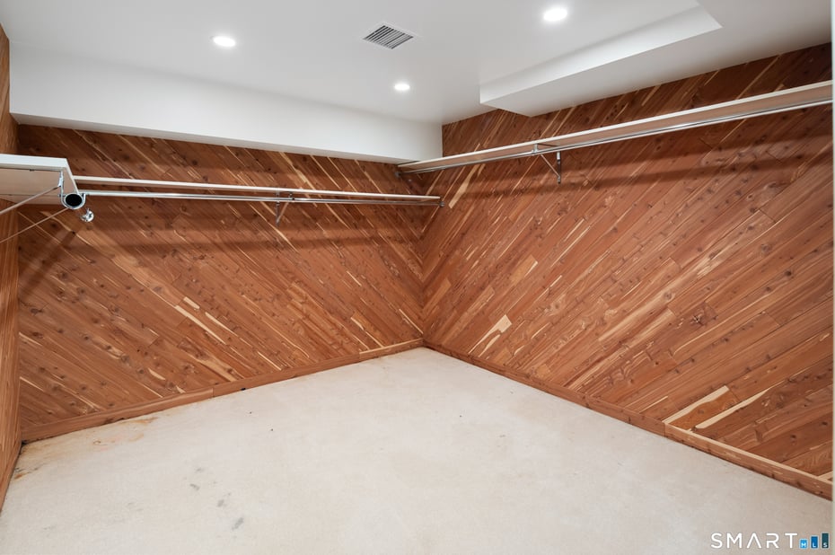 88 Bentwood Drive Photo 26