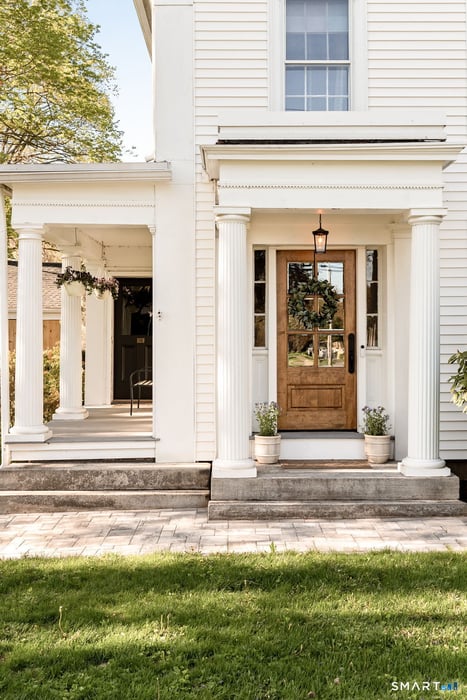 151 Neipsic Road Photo 3