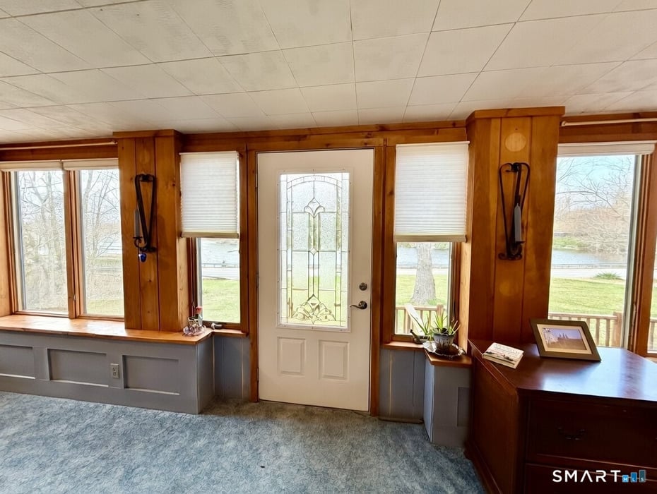 241 Niantic River Road Photo 13