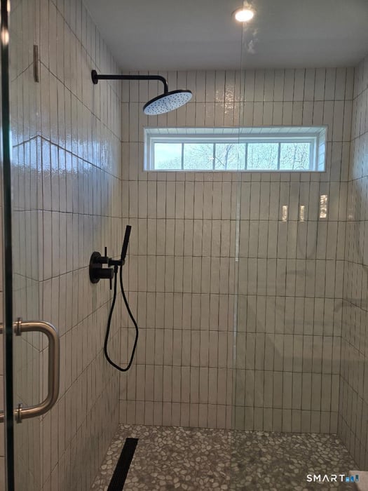 152 Davis Road Photo 13