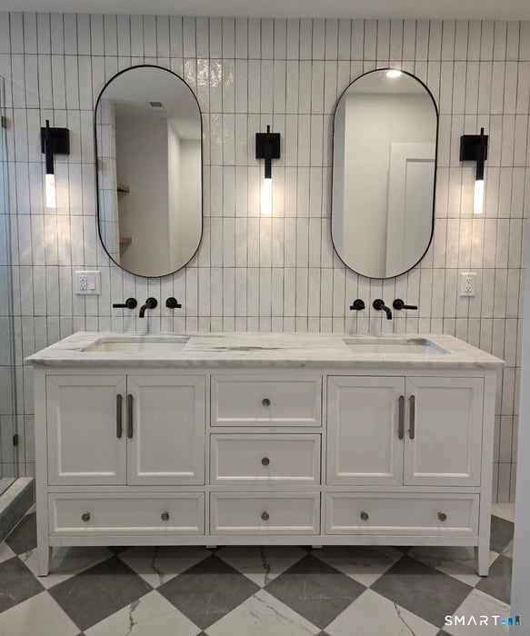 152 Davis Road Photo 15