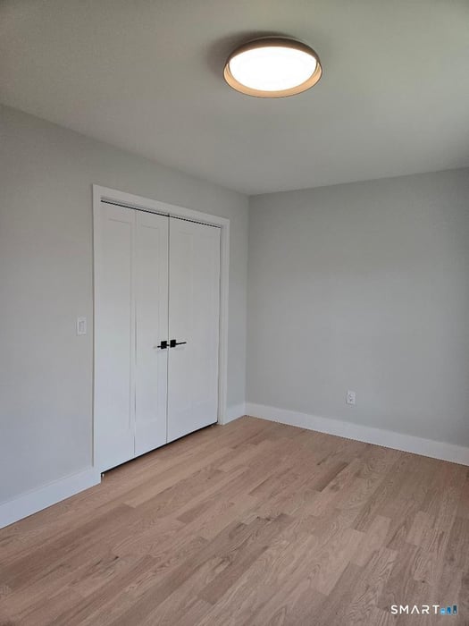 152 Davis Road Photo 19