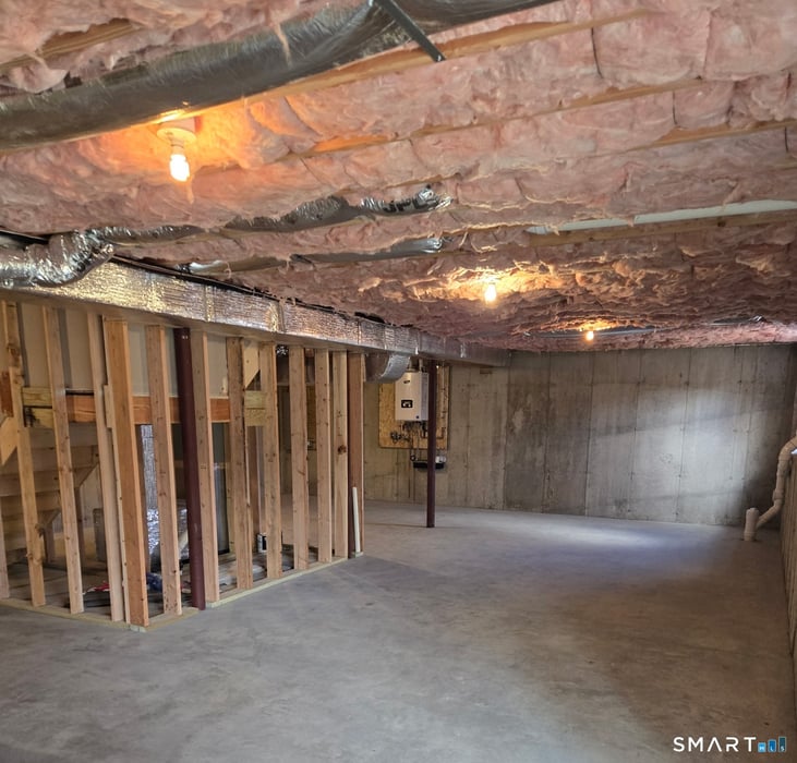 152 Davis Road Photo 31