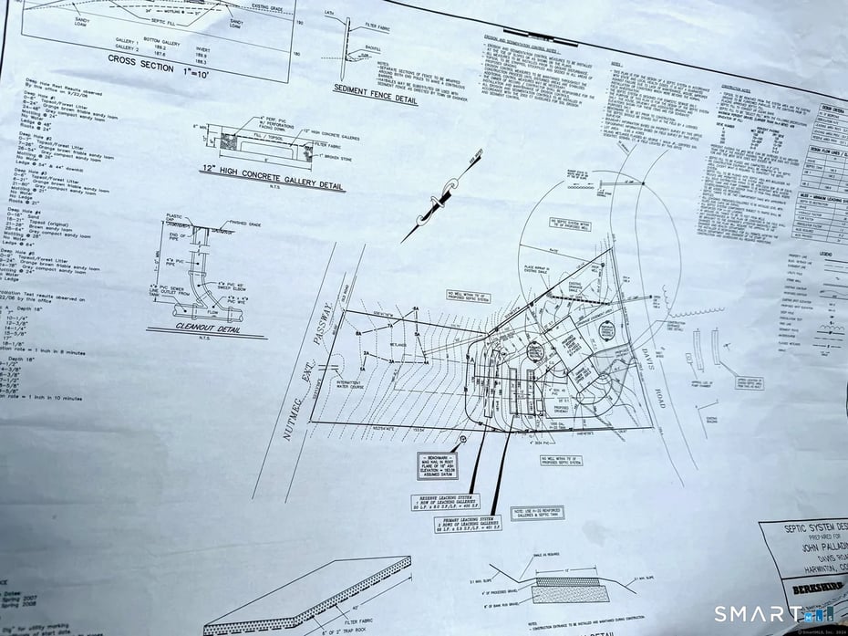 152 Davis Road Photo 32