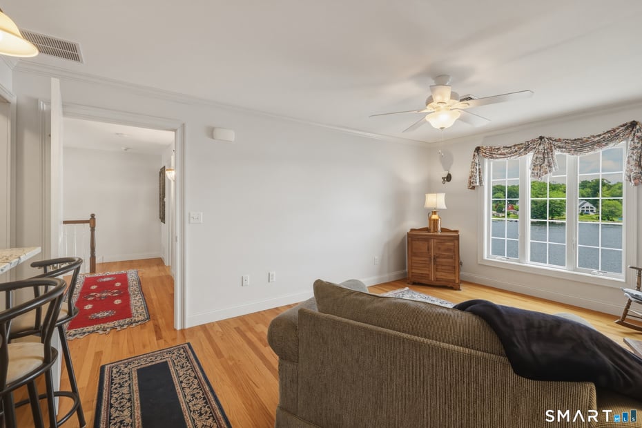 118 Kenwood Photo 32