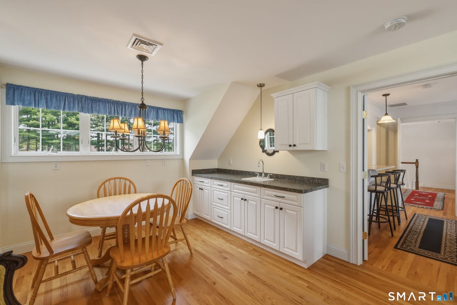 118 Kenwood Photo 33