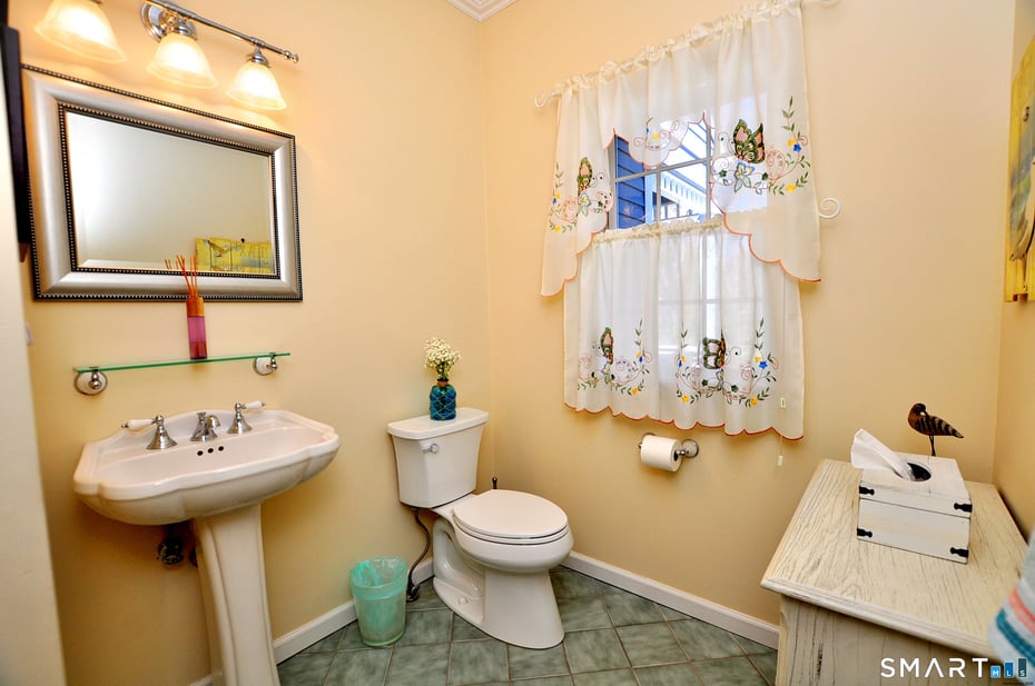 16 Stonewall Drive Photo 24