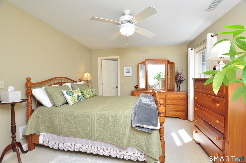 16 Stonewall Drive Photo 31