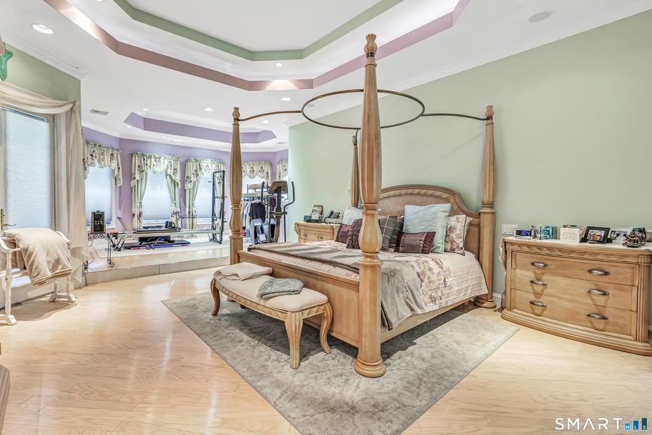 39 Golden Hill Lane Photo 9