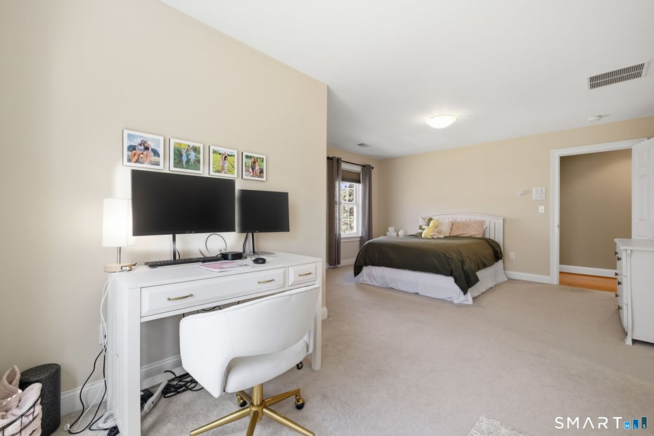 29 Strawberry Fields Road Photo 35