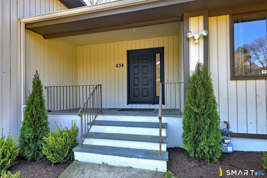 634 Aspen Lane Photo 3