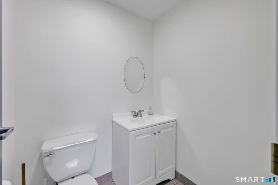 179 Main Street Photo 14