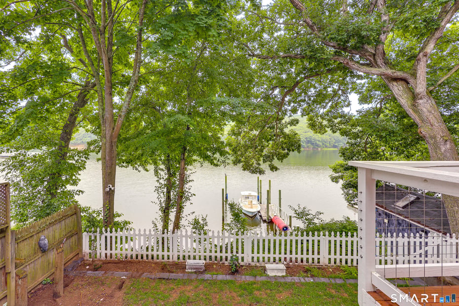 11 Stanton Street Photo 8