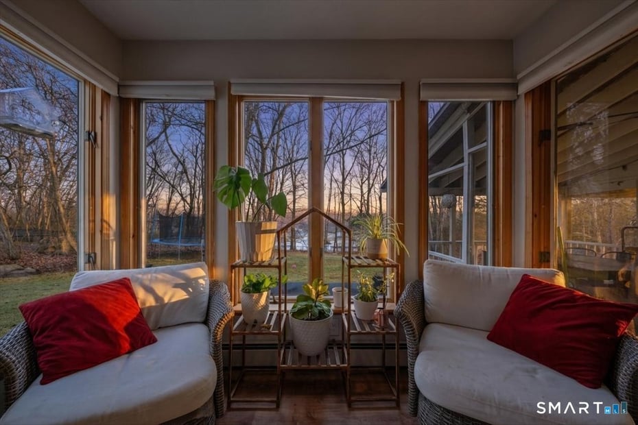 15 Ferry View Drive Photo 10