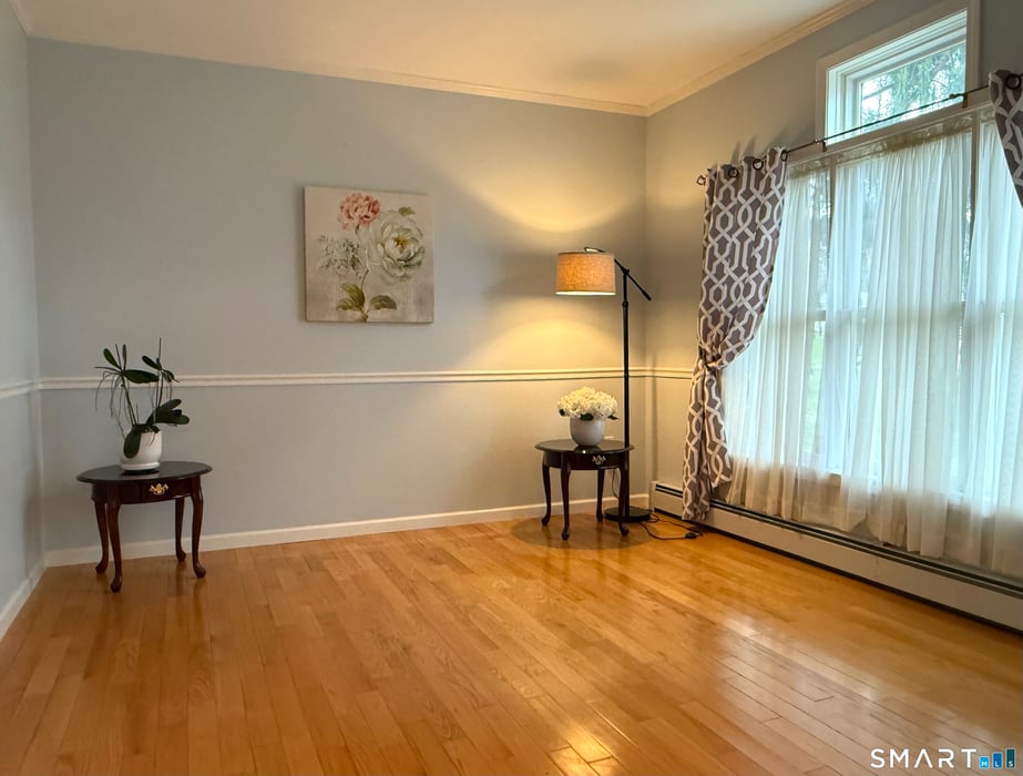 631 Avon Drive Photo 2