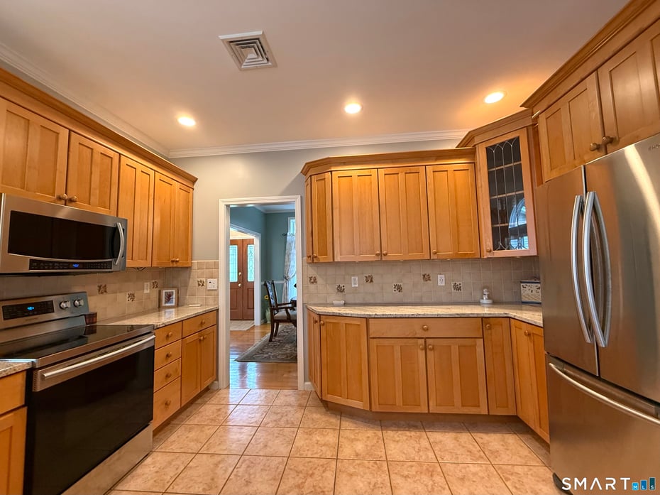 631 Avon Drive Photo 12