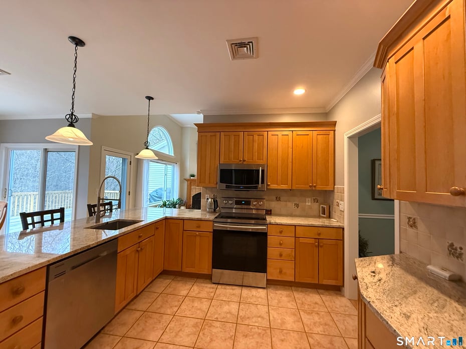 631 Avon Drive Photo 14