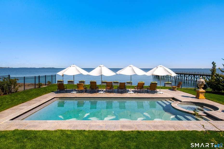 207-209 Long Neck Point Road Photo 2