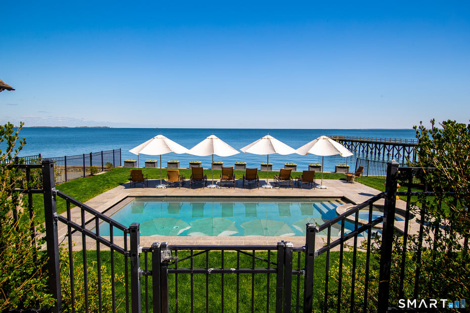 207-209 Long Neck Point Road Photo 8