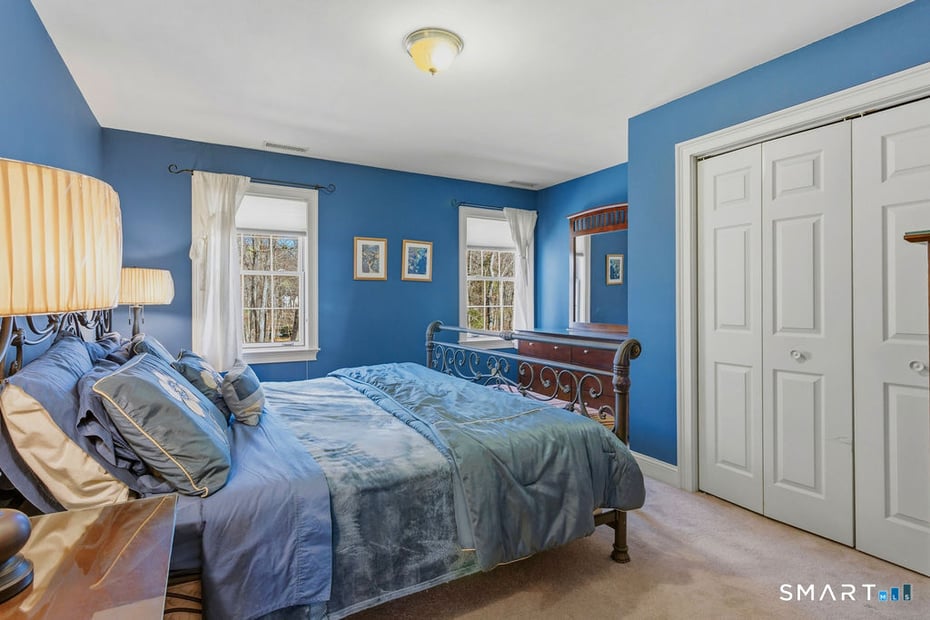 53 Oakridge Drive Photo 24