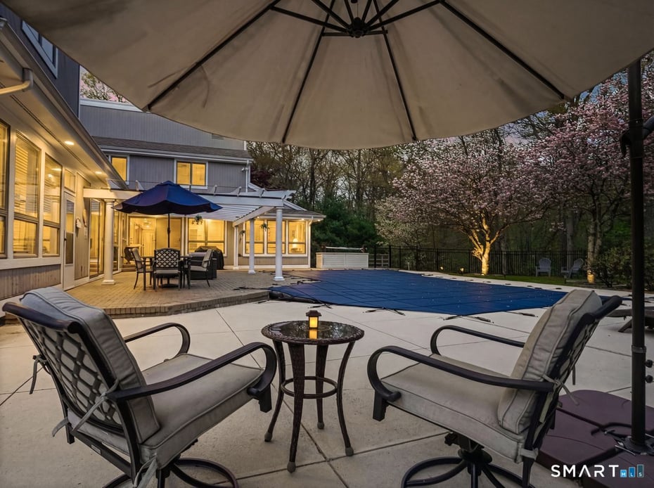 28 Strawberry Lane Photo 35