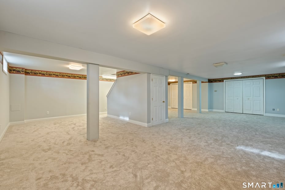 453 Burlington Road Photo 27