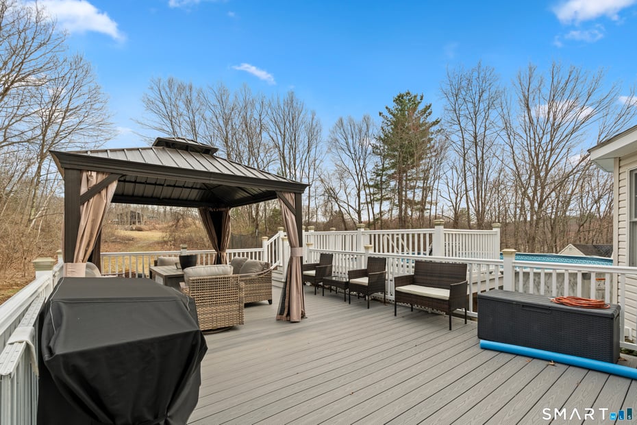 453 Burlington Road Photo 29