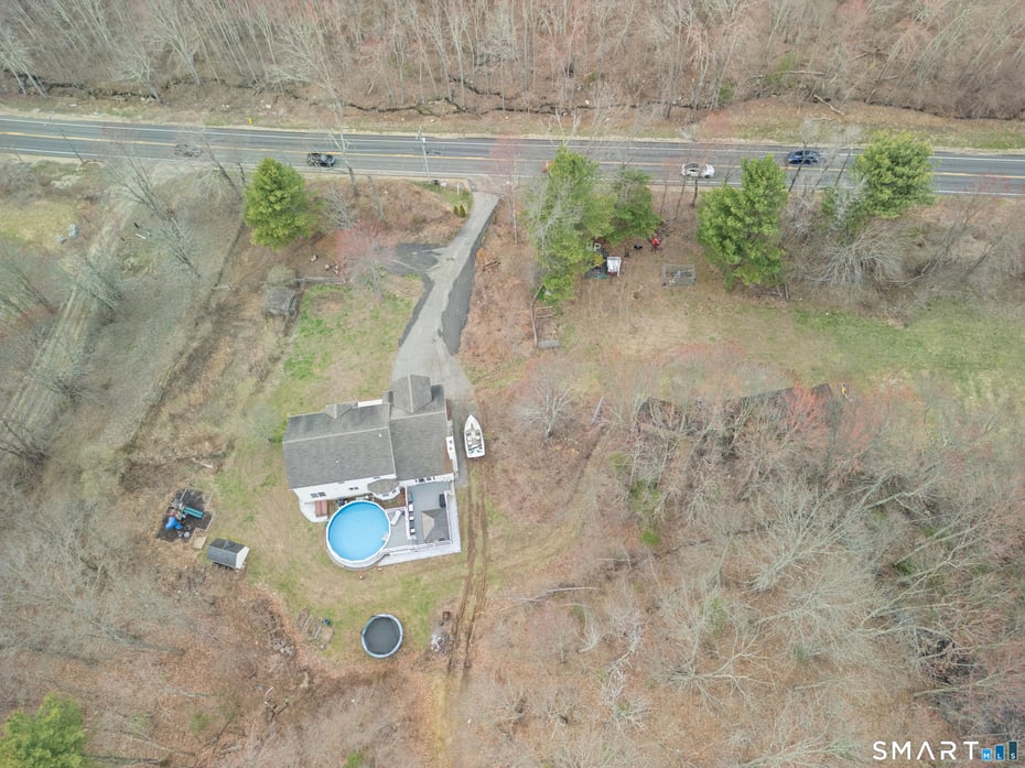 453 Burlington Road Photo 36