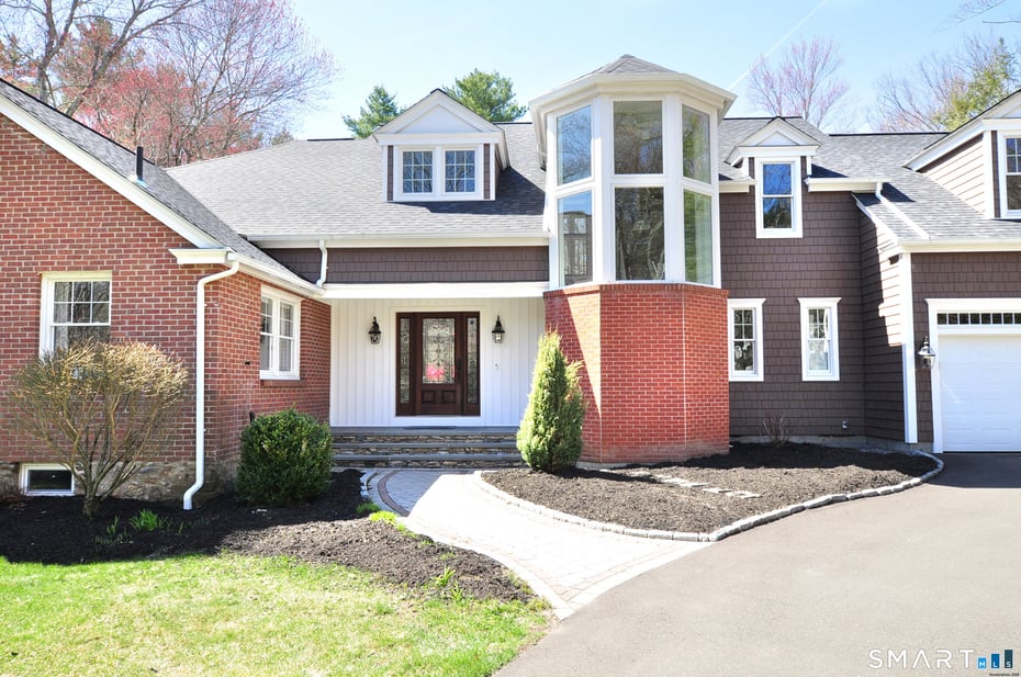 82 Indian Hill Road Photo 2